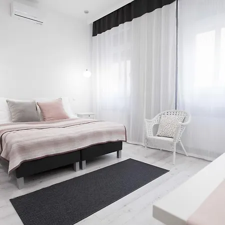 Apartment Center *